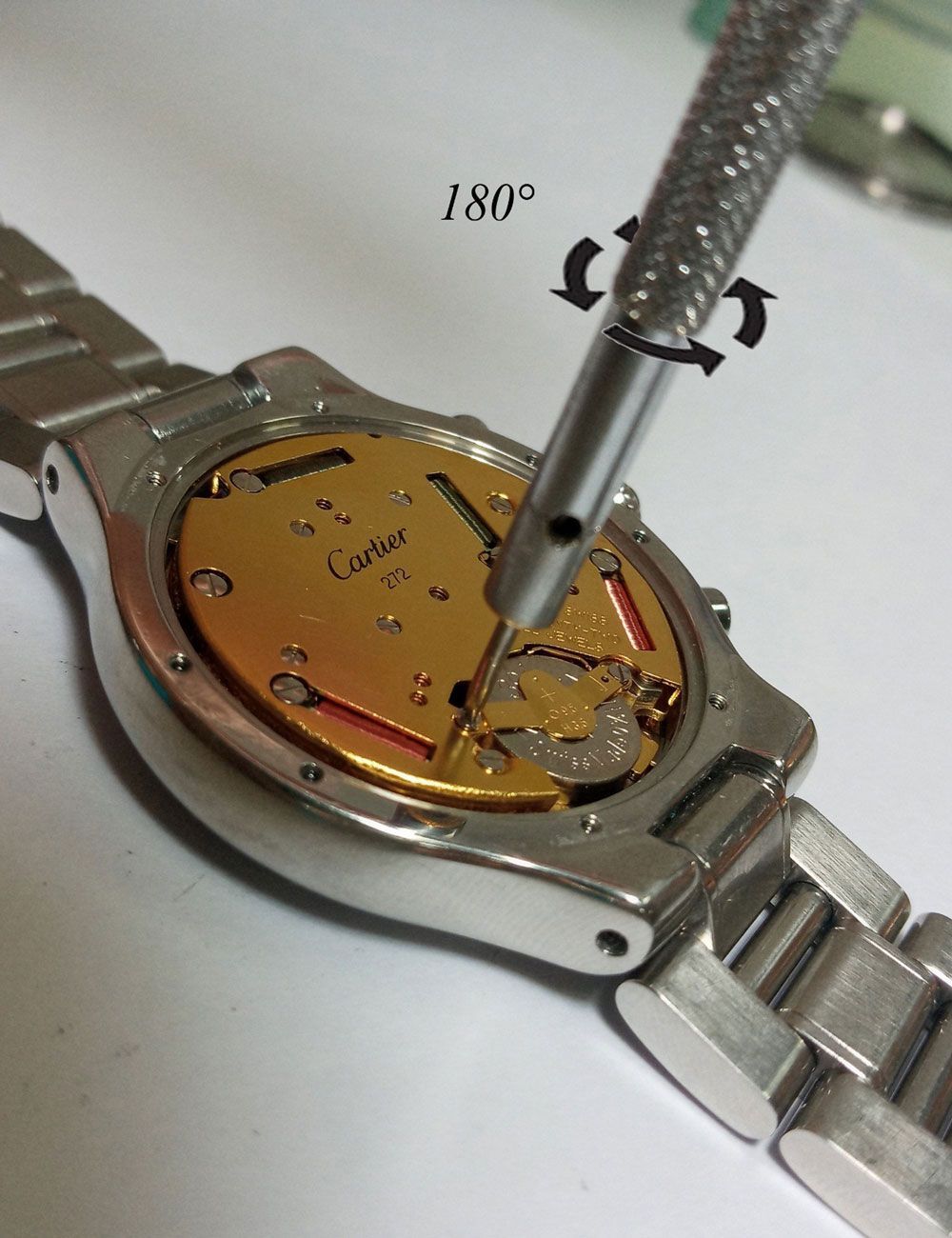 Cómo desmontar el movimiento de un reloj, el paso a paso | IGORMÓ