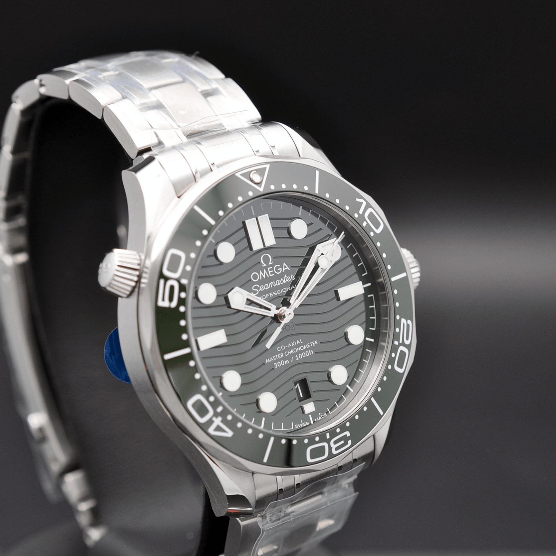 Omega Seamaster Diver 300M acero esfera y bisel verde ref 210.30.42.20.10.001