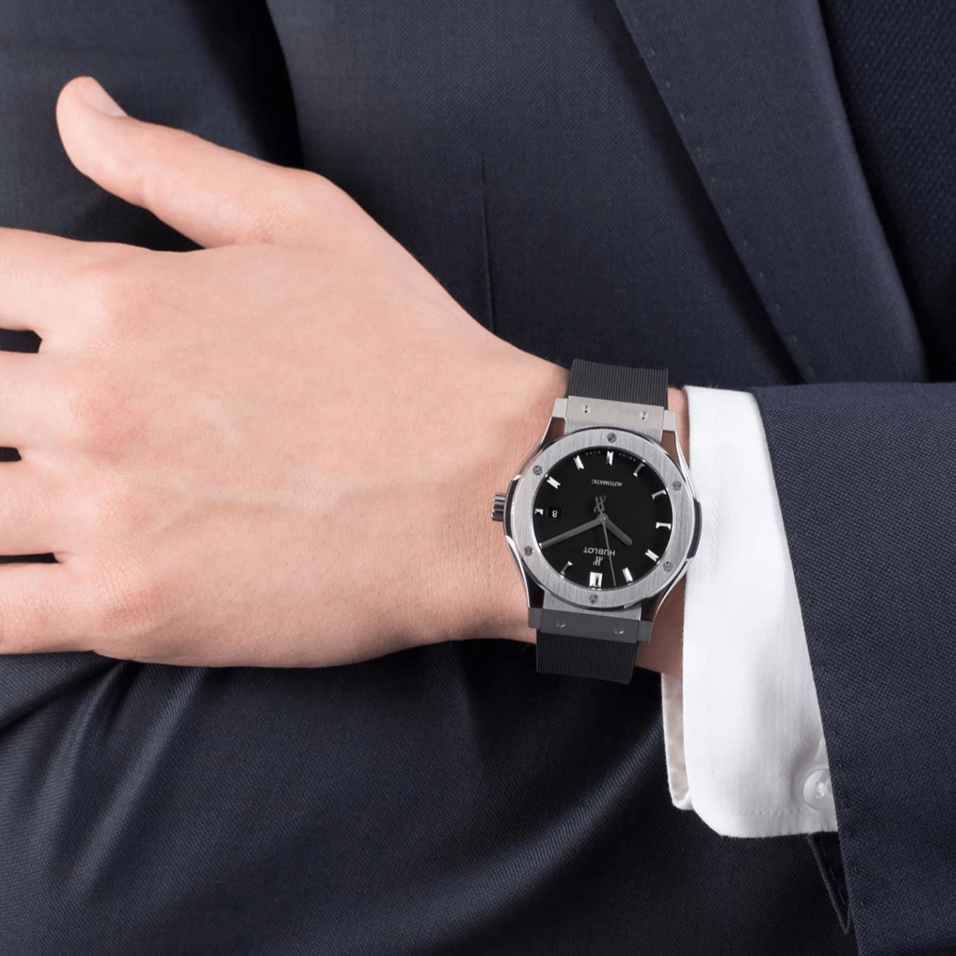 Hublot Classic Fusion Titanio 42mm 542.NX.1171.RX esfera negra