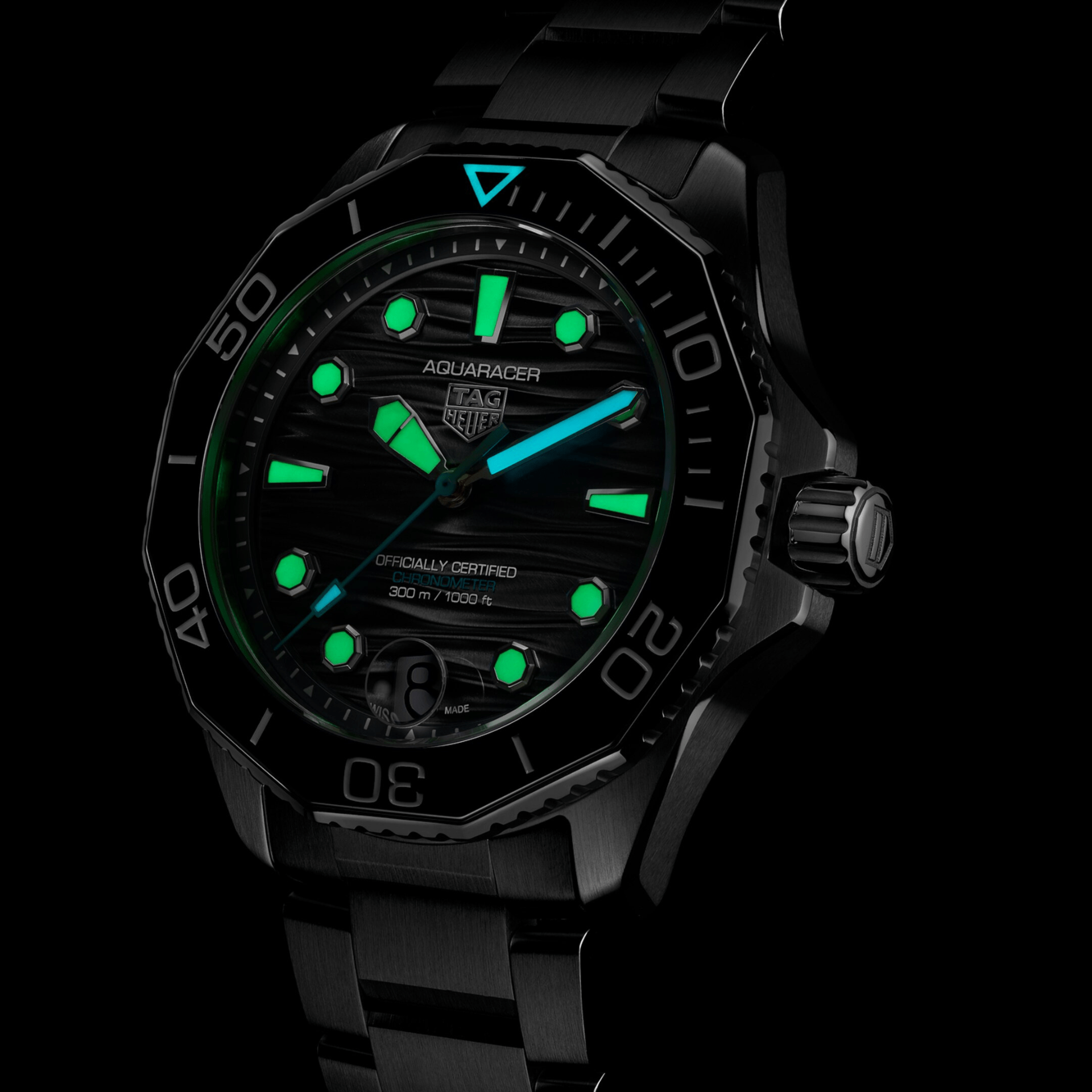 Tag Heuer Aquaracer Professional 300 Date 42 mm Ref WBP5110.BA0013 esfera negra