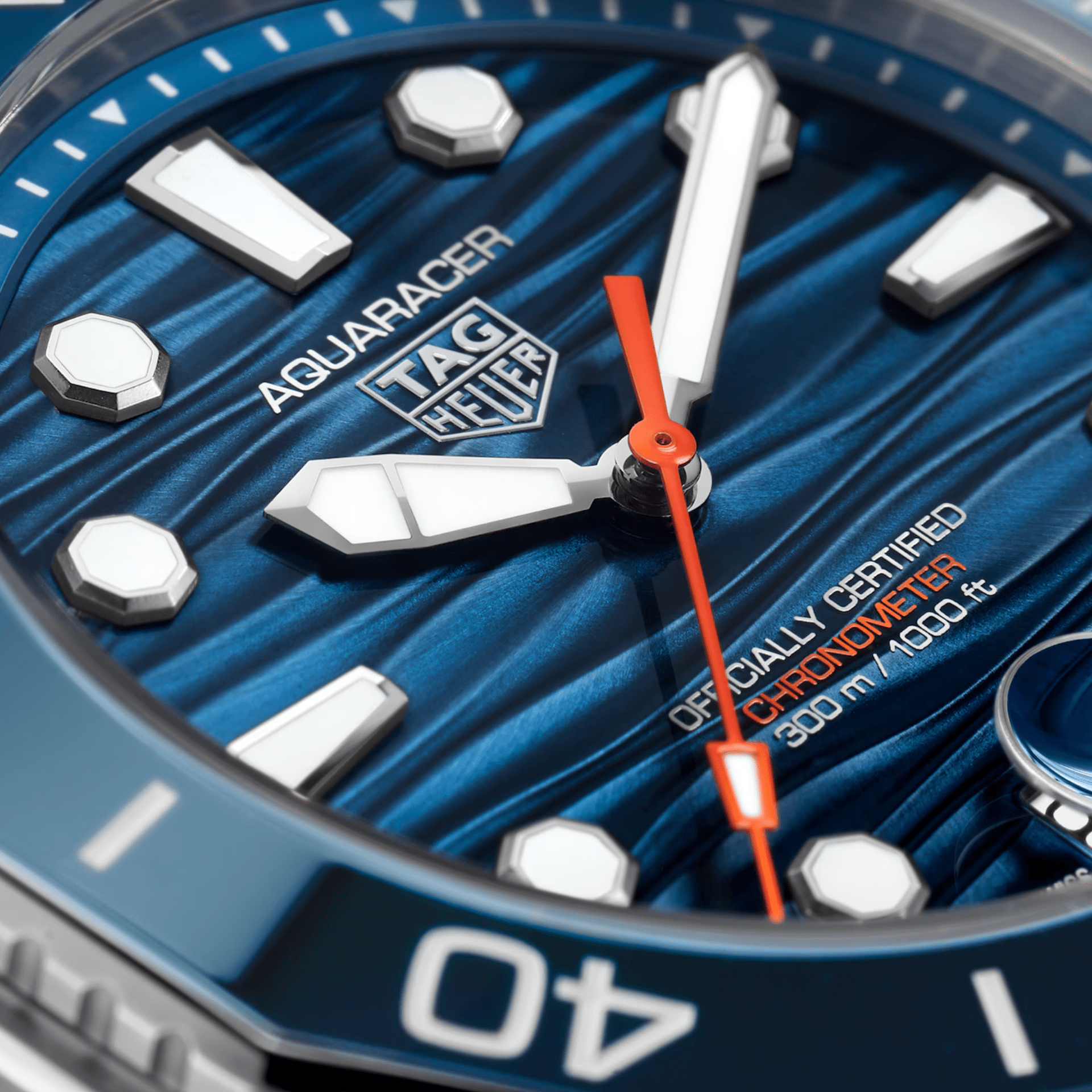 Tag Heuer Aquaracer Professional 300 Date 42 mm Ref WBP5111.BA0013
