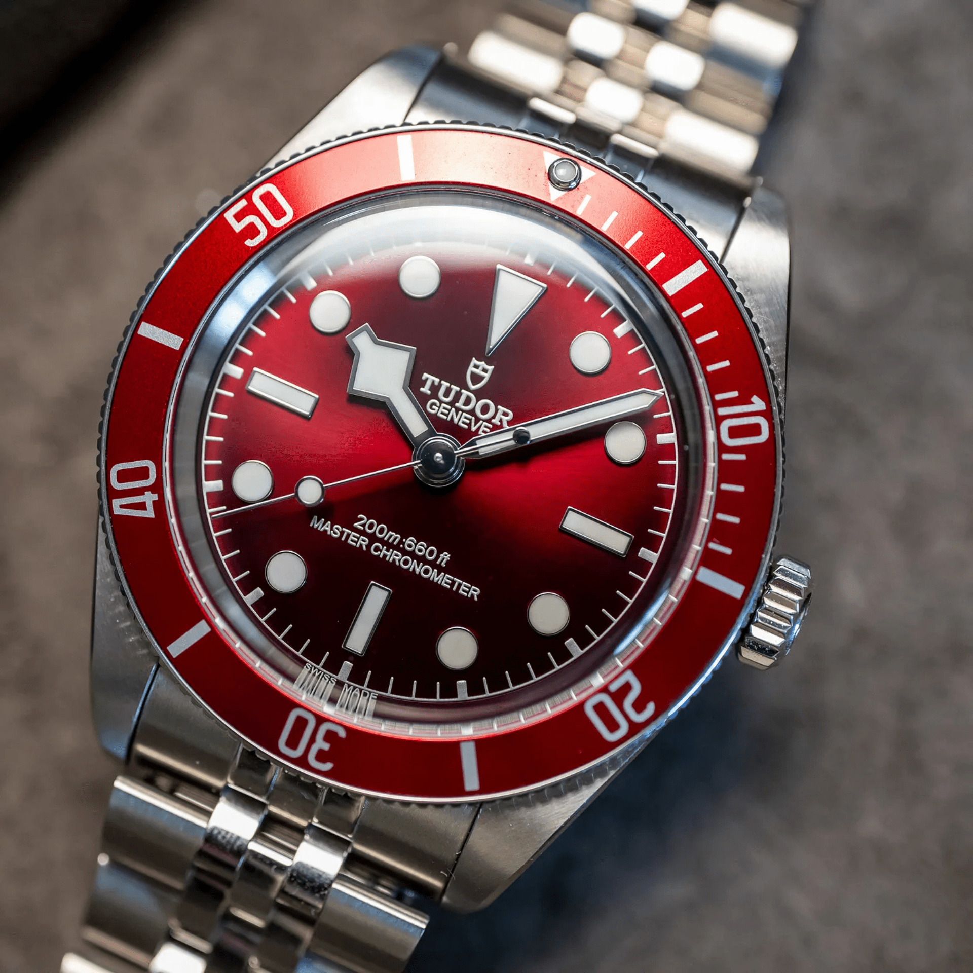 Tudor Black Bay 41 mm Oyster bisel burdeos burgundy M7941A1A0RU-0001