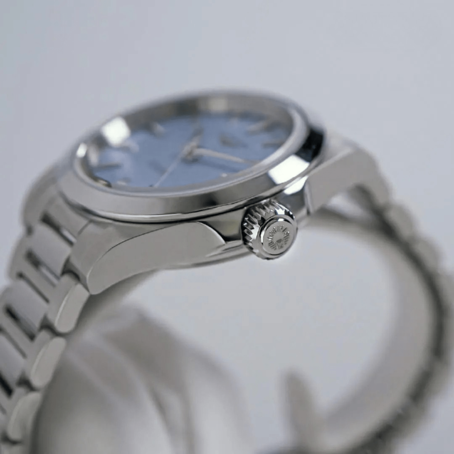 Longines Conquest 34mm L3.430.4.92.6