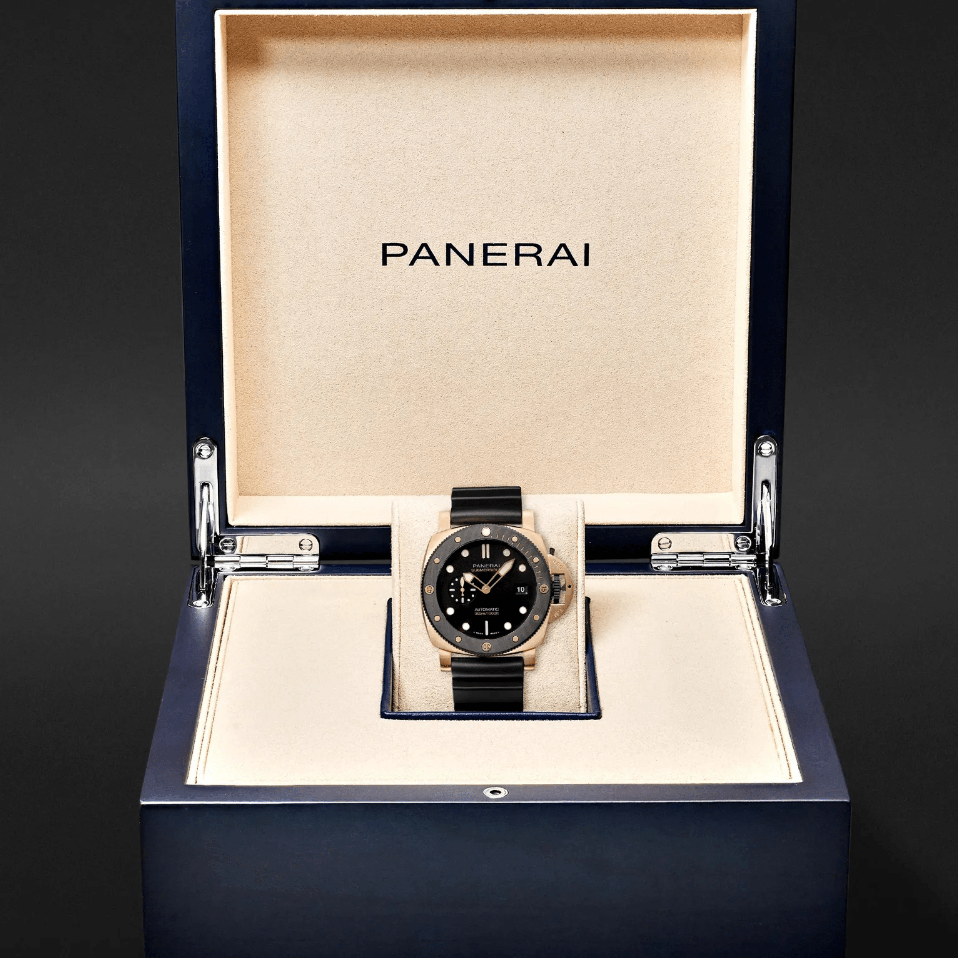 Panerai Submersible 44 mm Goldtech PAM02070