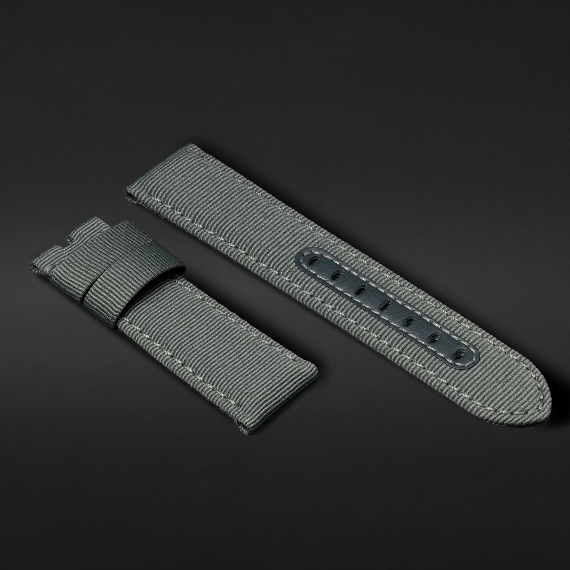Panerai Submersible 44 mm Goldtech PAM02070