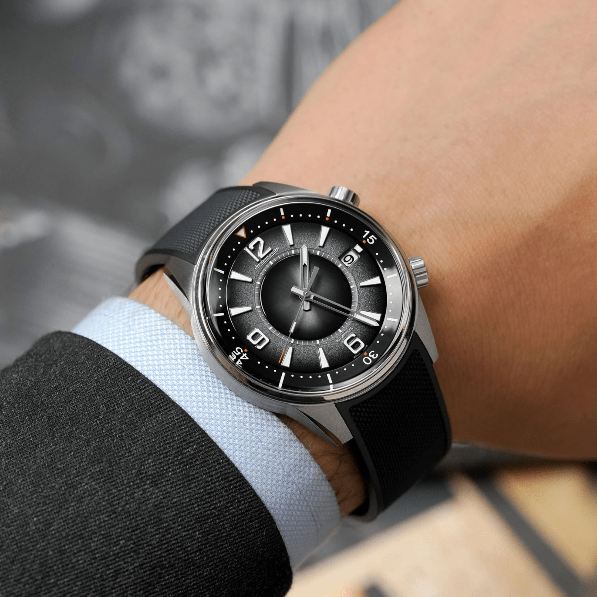 Jaeger-LeCoultre Polaris Date Q9068650 acero 42 mm esfera gray blue correa de caucho