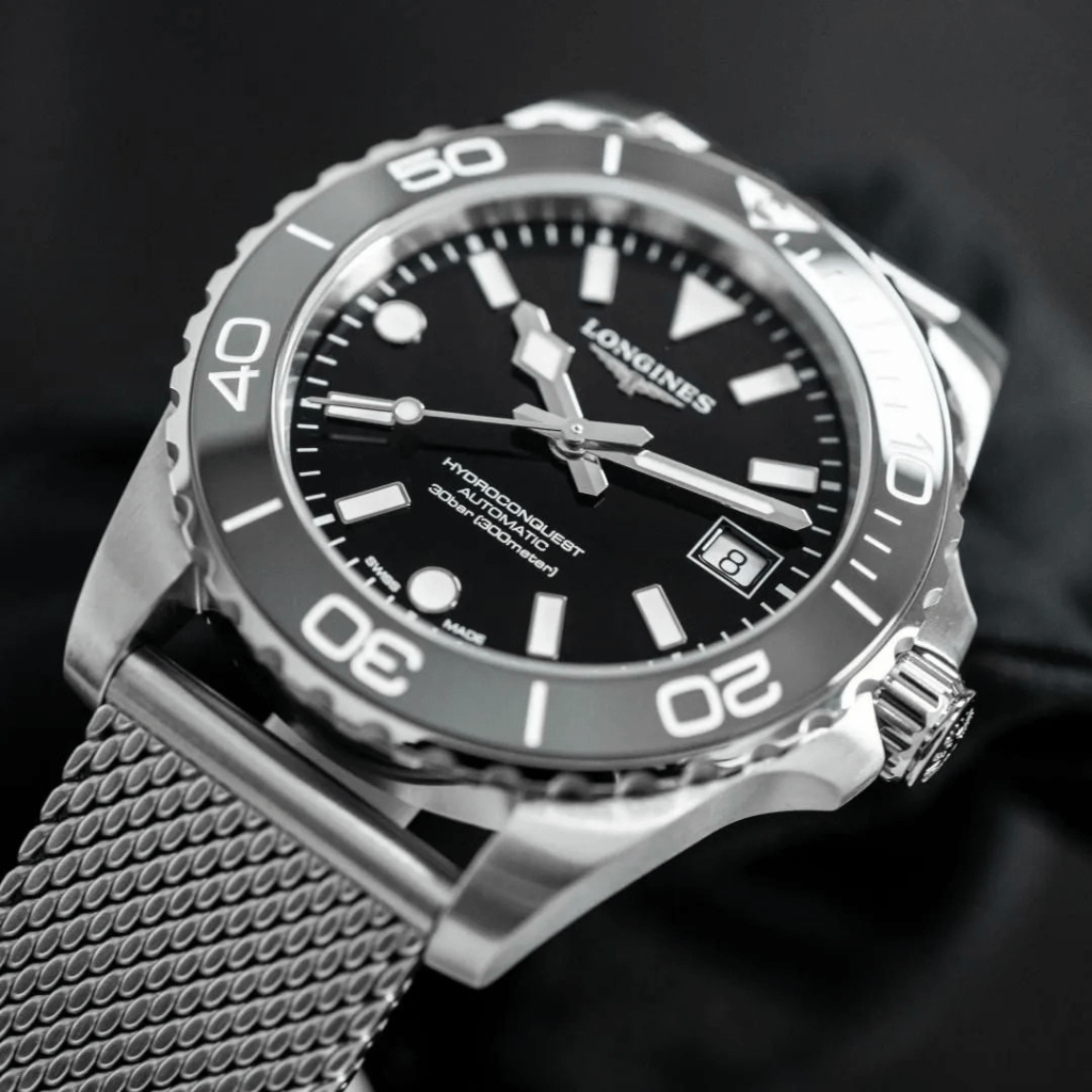 Longines Hydroconquest 42mm L3.788.4.70.6 acero, esfera negra, bisel cerámico negro brazalete milanesa