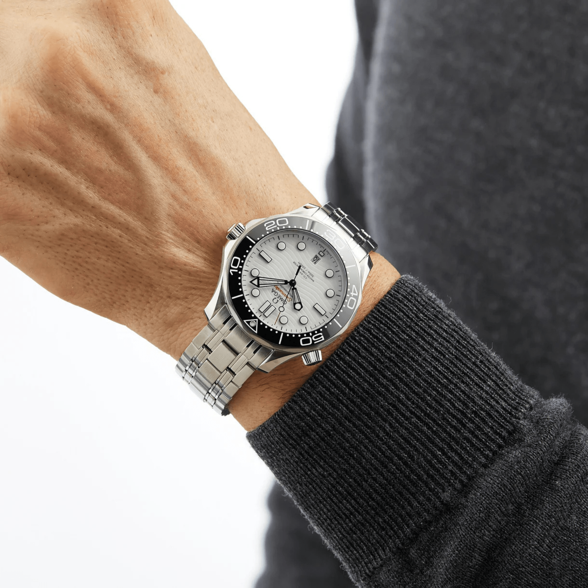 Omega Seamaster Diver 300M esfera blanca acero 42mm ref 210.30.42.20.04.001
