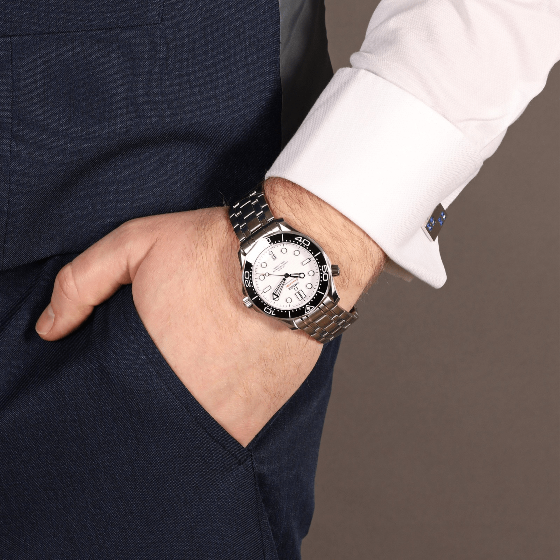 Omega Seamaster Diver 300M esfera blanca acero 42mm ref 210.30.42.20.04.001
