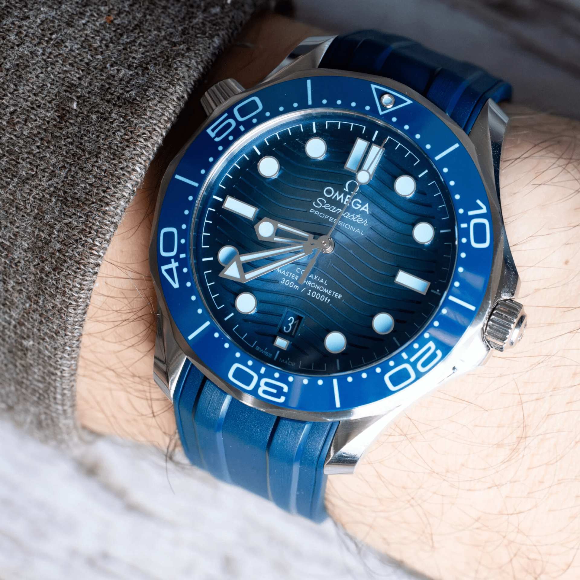 Omega Seamaster Diver 300M Summer Blue 210.32.42.20.03.002